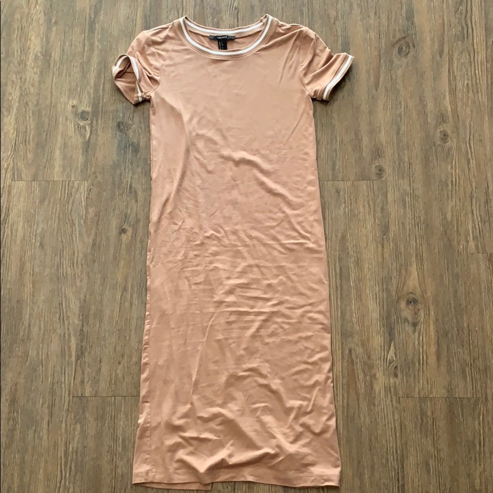 Forever 21 fitted T-shirt dress nwot